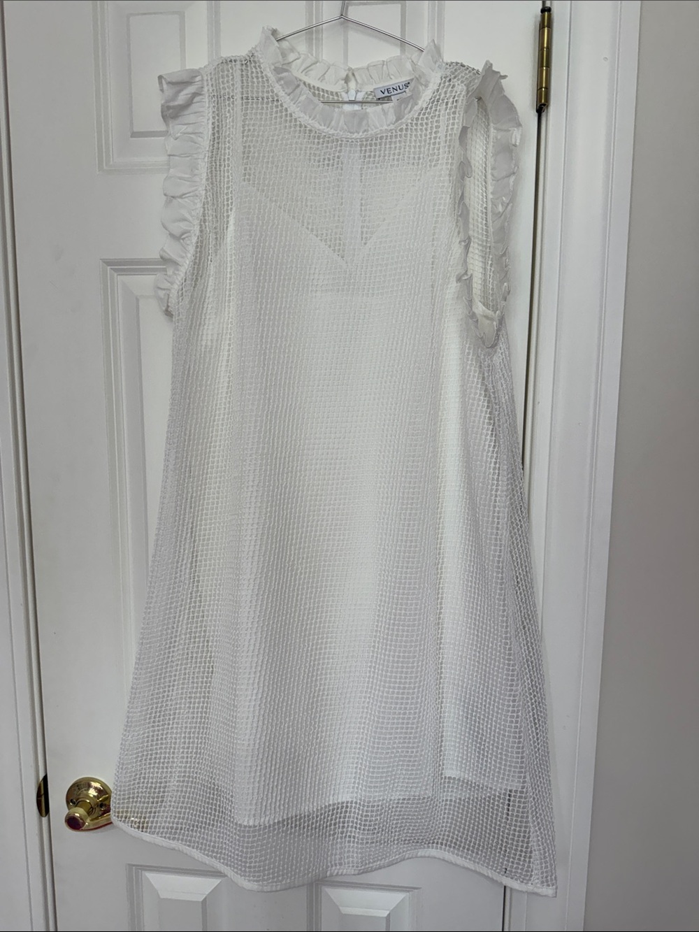 VENUS White Sleeveless Ruffle Shift Dress